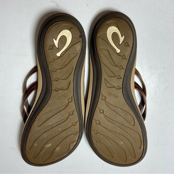 OLUKAI womens brown leather strappy thong sandals beach lake boating flip flop - Picture 9 of 9